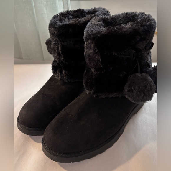 MAKALU Shoes - Cozy Black Faux Fur Winter Boots
